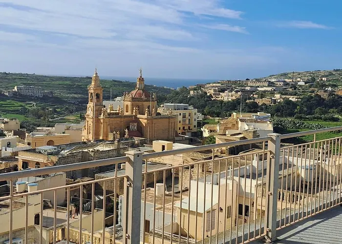 Cosy Penthouse Close To Victoria Center Appartement *