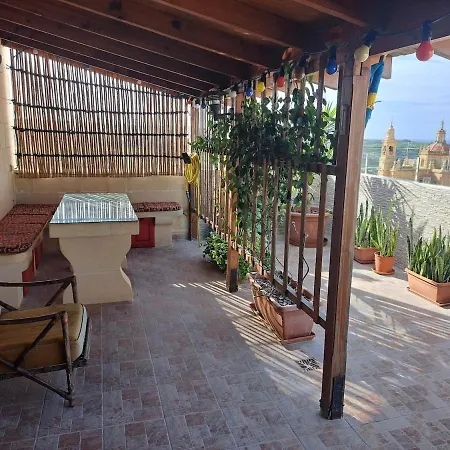 Appartement Cosy Penthouse Close To Victoria Center *