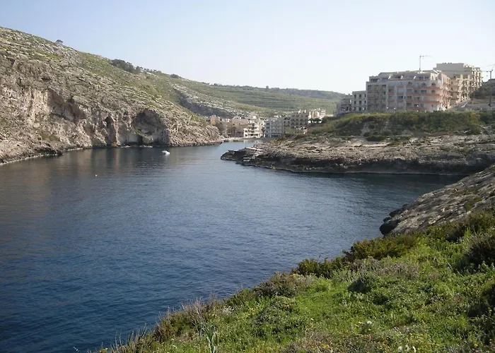 Cosy Penthouse Close To Victoria Center * Fontana